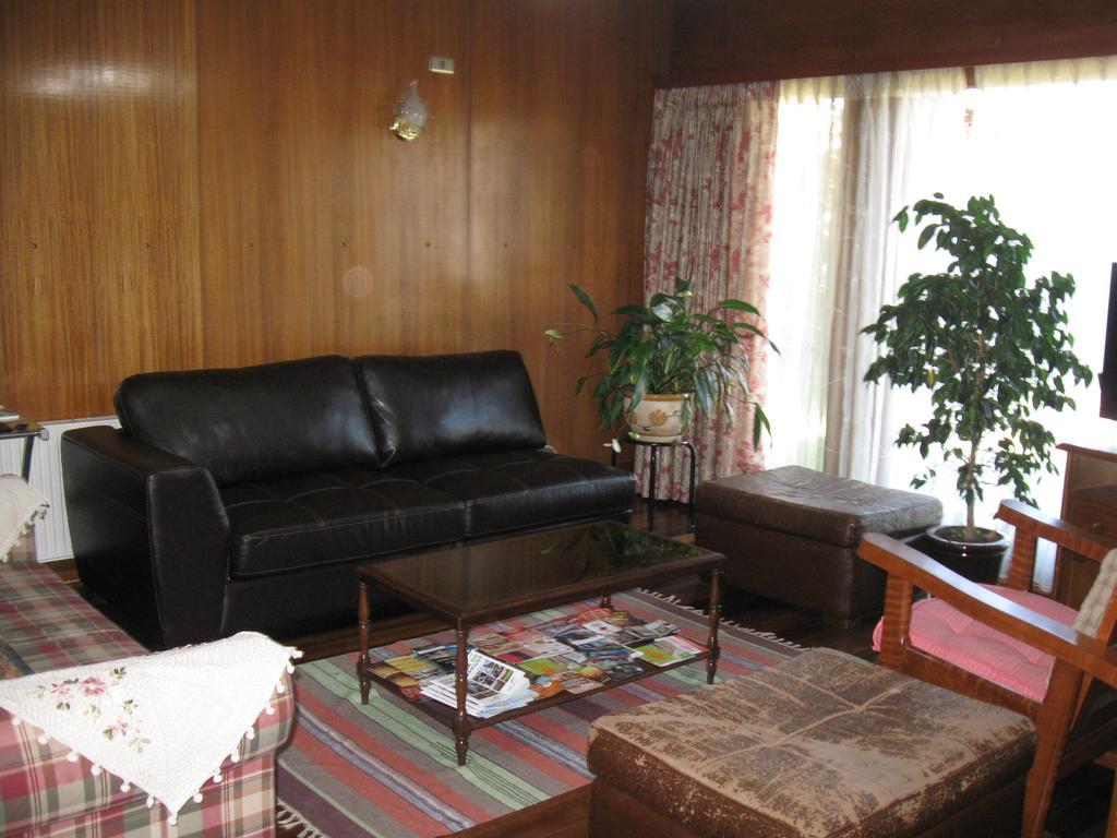 Hostal Entre Araucarias Temuco Exterior foto